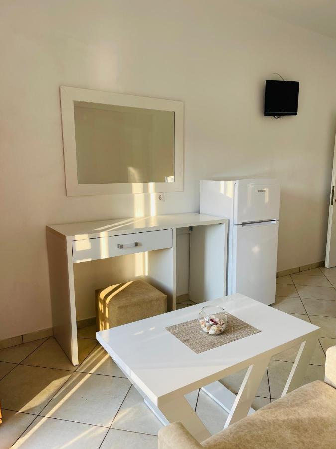 Orea Hotel Himare Exterior foto
